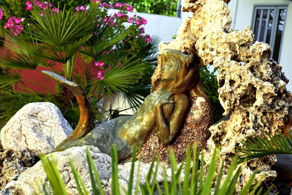 Sirena Marta Hotel Sutomore Exterior photo